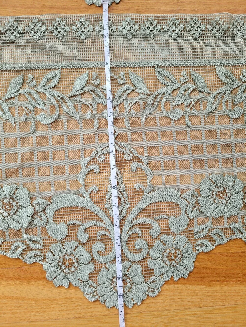 Set of two valances